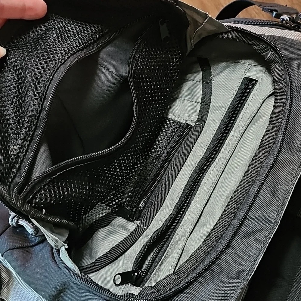 🛠️ Ergodyne Arsenal 5135 Laptop Messenger Bag | Black/Gray Work Gear 💻